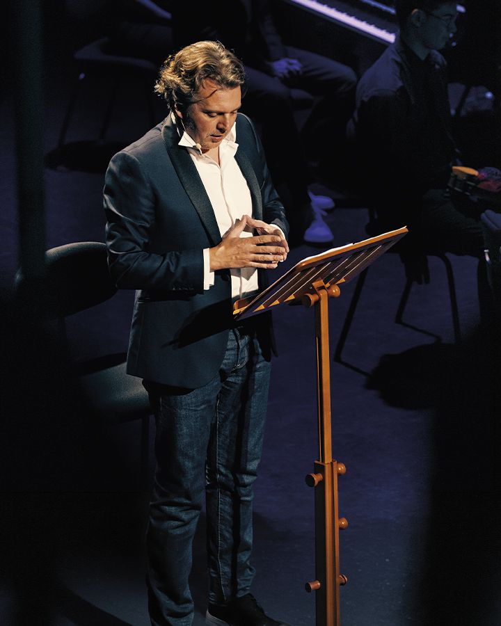 JE N’AIME PAS LE CLASSIQUE MAIS AVEC ALEX VIZOREK J’AIME BIEN